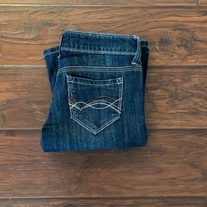 2B BeBe Jeans - Size 25’ waist, 33’ length, 7’ Rise Flare, like new